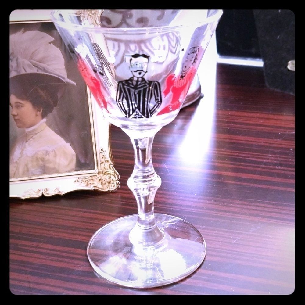 FOUR Belle Starr liquor glasses New!!!